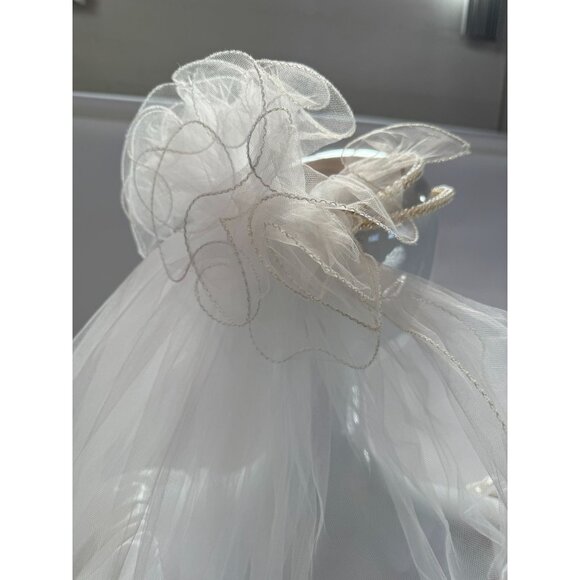Vintage Lace Bridal Veil With Wired Hem & Pearl Headband
